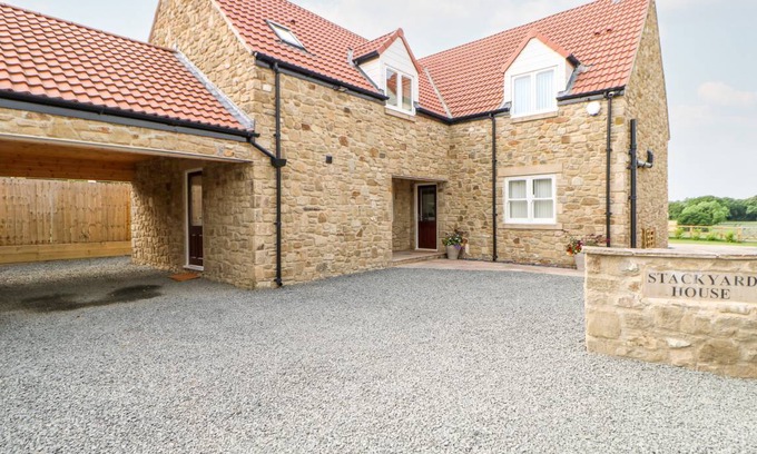 Tudhoe Cottage | Cabin ∙ 5 bedrooms ∙ 10 guests