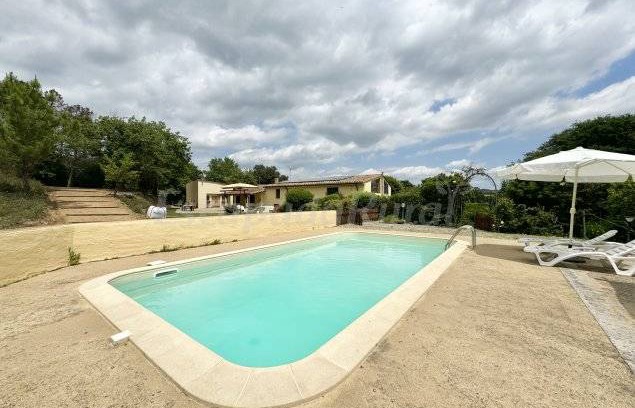 Bescano Cottage | Cabin ∙ 8 bedrooms ∙ 23 guests