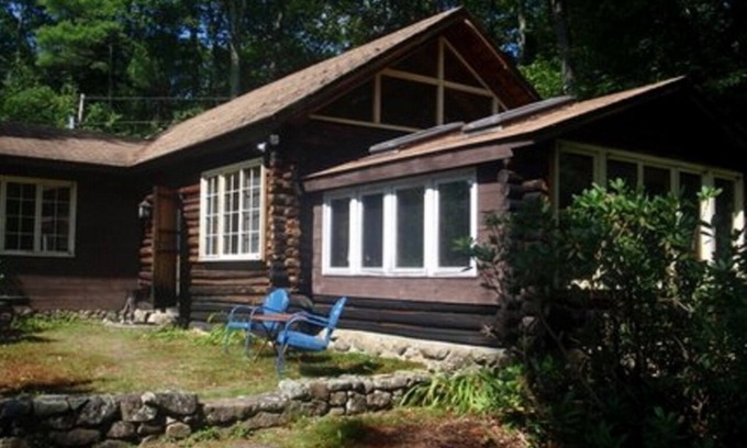 Tamworth Cabin | Cabin by the Woods - Next to Whiteface Hollow Wedding Venue
