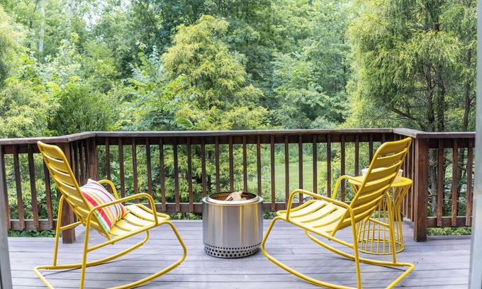 Kerhonkson Cabin | Cabin + creek stream + firepit + fireplace + BBQ