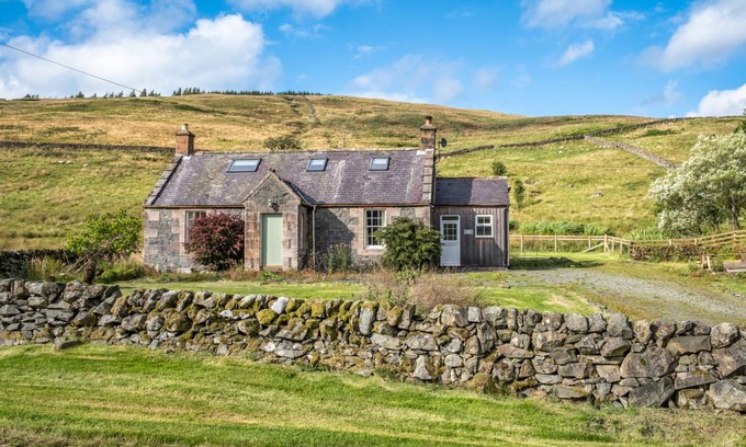 Thornhill Cottage | Cabin ∙ 3 bedrooms ∙ 6 guests