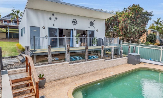 Tathra Cottage | Cabin Getaway in Tathra