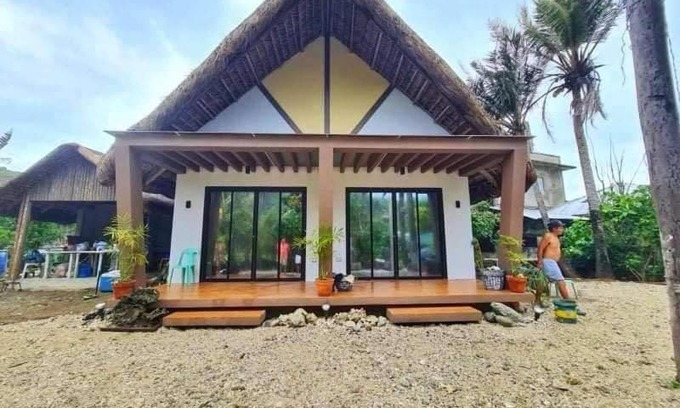 Pagudpud House | Cabin in Pagudpud Blue Lagoon - Twin Room