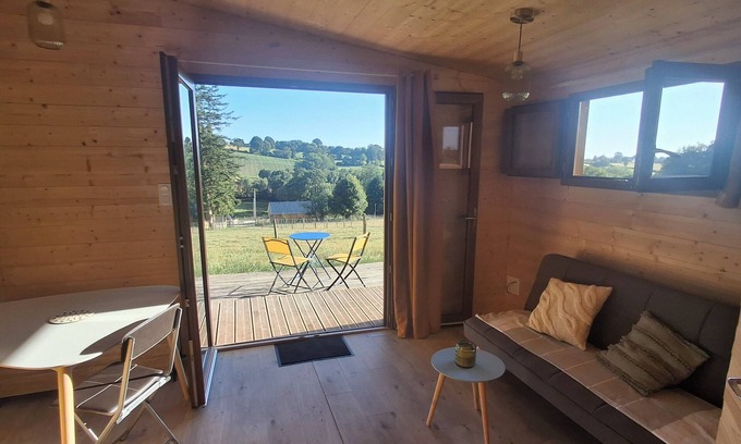 Saint-Gilles-du-Mene House | Cabin N° 4