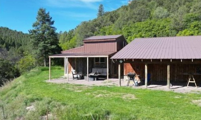 Canon City Cabin | Cabin on 55 Acre Ranch Near Royal Gorge W/Gym