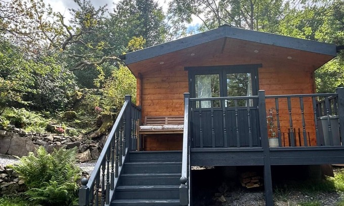 Llanberis Cabin | Cabin On The Foot Of Snowdon