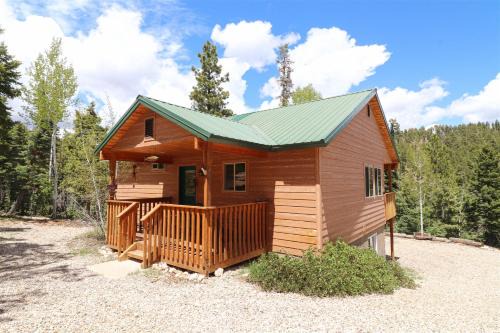 Duck Creek Village Apartment | Cabin On The Rocks
