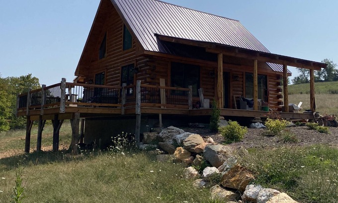 Burks Fork Cabin | Cabin on the Rocks w/ Hi Speed Internet
