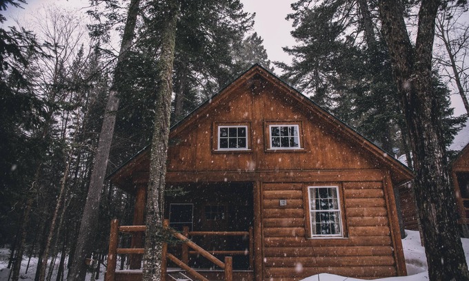 Monson House | Cabin, Queen Bed, 2 Bunks, Private Bath