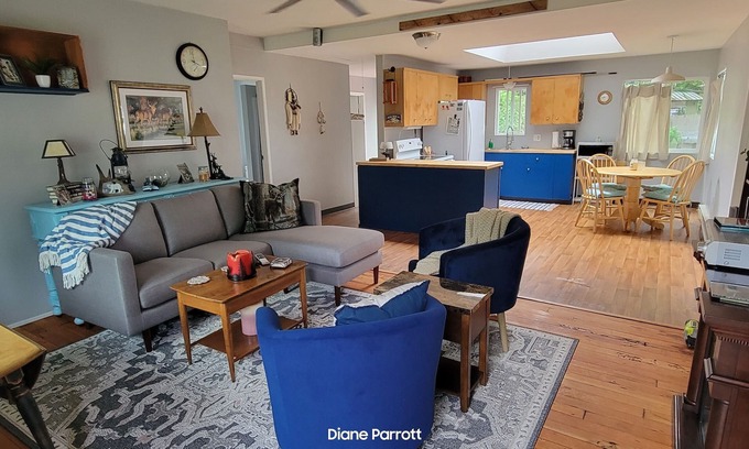 Grapeview Cabin | Cabin, remodeled, 3 bedrooms,1 blk to Mason Lake with views of Olympic Mtns.