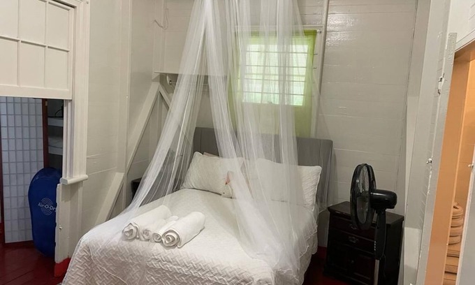 Port Antonio Cabin | Cabin style family home, great views, 15mins from renown beaches in Port Antonio