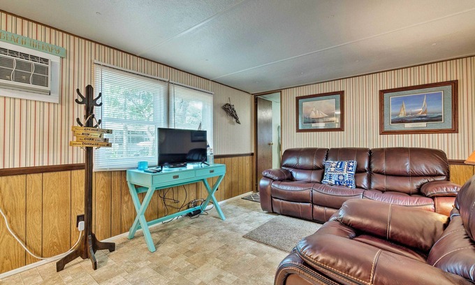 Steinhatchee Cabin | Cabin w/Fire Pit, Walk to Steinhatchee River!