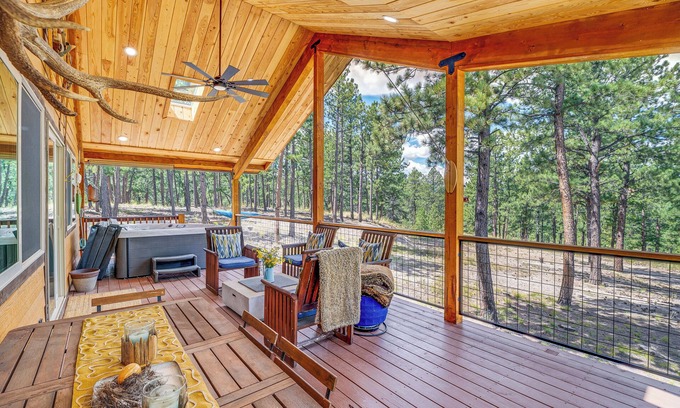 Westcliffe Cabin | Cabin w/Hot Tub, Deck & Mtn Views in Westcliffe!