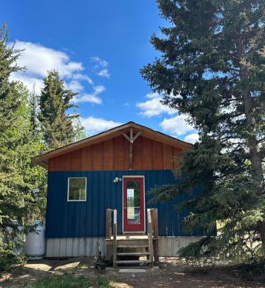Whitehorse Ski Chalet | Cabin with Fields of Dreams