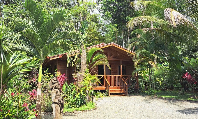 Uvita Cabin | Cabina Mariposa