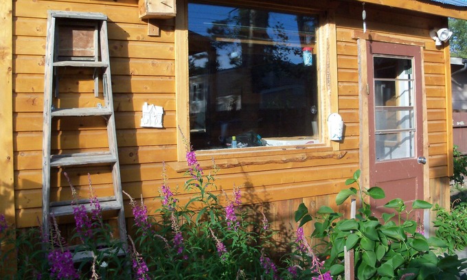 Whitehorse House | Cabine, Home Sweet Home
