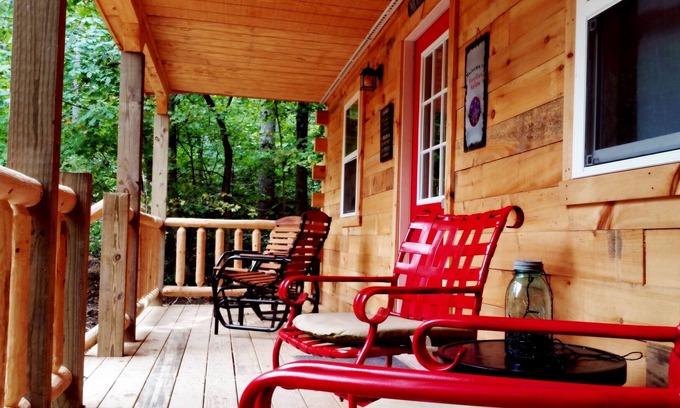 McArthur Cabin | Cabins In Hocking - Fireflies Hollow