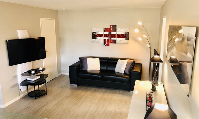 Cabourg Apartment | Cabourg Aprt spacious - 100M beach/600M downtown - Refurbished - Internet
