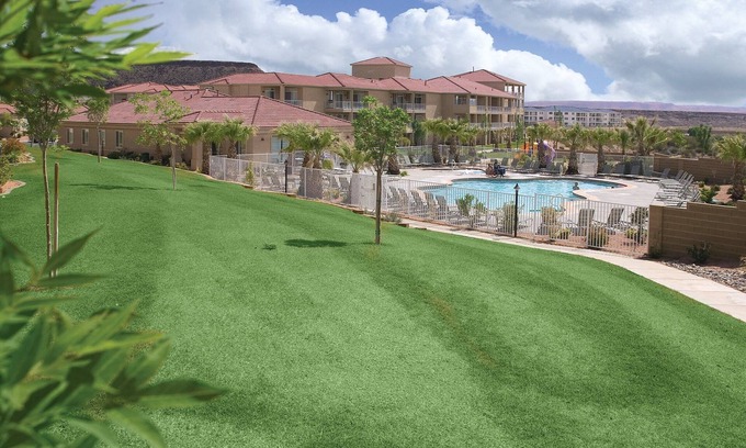 St. George Resort | Cactus gardens, sandstone spires and rich pioneer history!