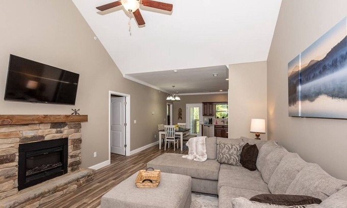 Townsend Condo | Cades Cove Paradise- Mountain Views, Fire Pit, Private Patio