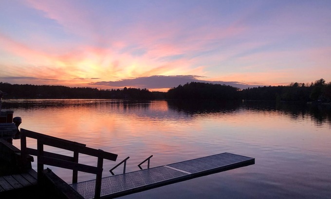 Cadillac Cottage | Cadillac Area Lakefront Cottage with Boat - All Season