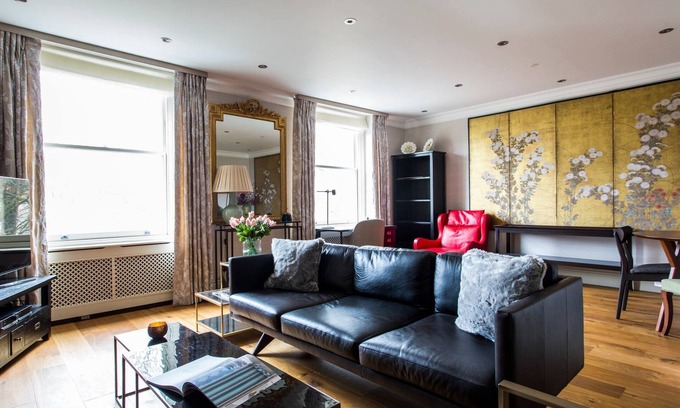 Belgravia Apartment | Cadogan Place IV by onefinestay