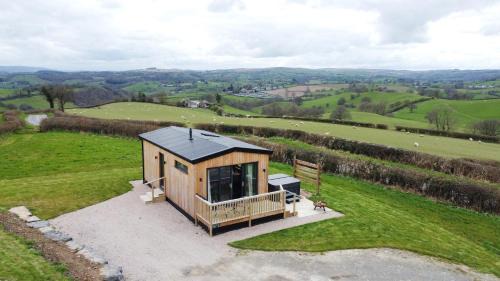 Llanfair Caereinion House | Cae Bedw