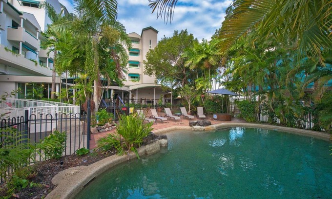 Cairns North Hotel | Cairns Sheridan Hotel