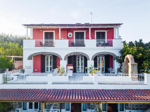 Ventotene Hotel | Cala Dei Romani