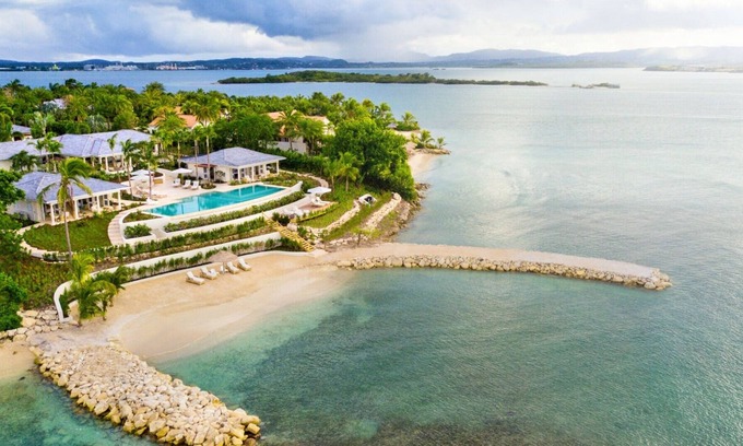 Long Island Villa | Calabash - Stunning Ocean Views - 4 Bedrooms