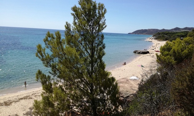 Santa Margherita di Pula House | Calaverde - S. Margherita-Pula: 200mt from the beach - house with garden