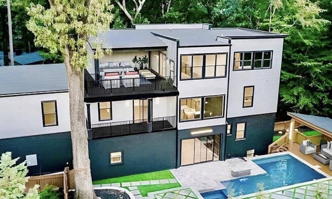 Buckhead House | California Modern Home In Buckhead