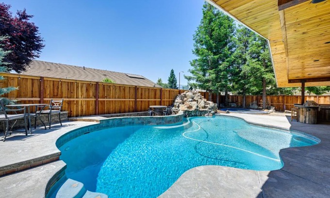 Visalia House | California Vacation Rental with Private Pool and Patio