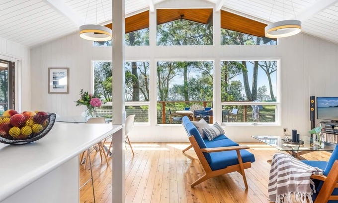 Callala Bay House | CALLALA ON THE BAY sleeps 8