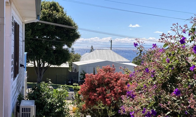 Eden Cottage | Calle Calle Bay Cottage. Self contained, close to everything.