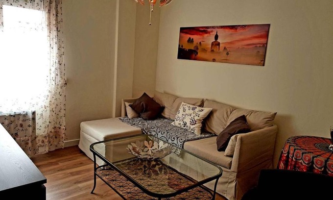San Lazaro y Otero Apartment | Calle Río Deva 17