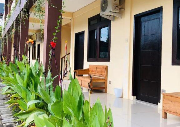 Banyuwangi House | Calliandra Homestay