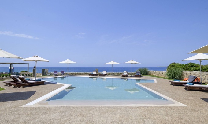 Gargaliani Hotel | Callisto Seaside Homes & Suites
