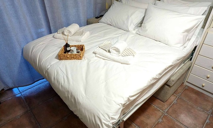 Kalamaria Apartment | Calm & Cosy Studio, Central Kalamaria