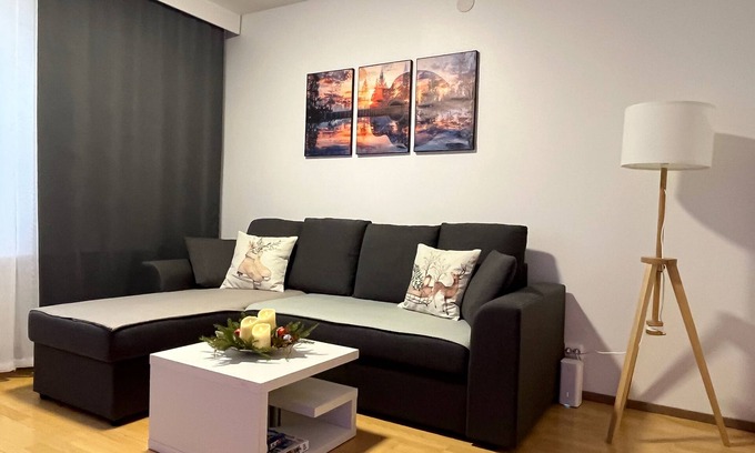 Lantinen District Apartment | Calm World Residence