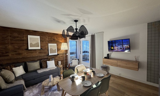 Le Planellet Apartment | Calme Centrale Verdoyant