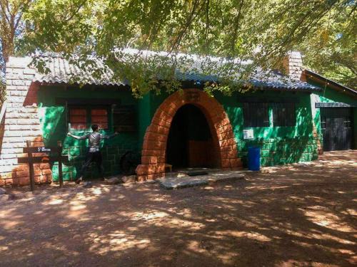Malargue Department Hotel | Calmuco Shelter