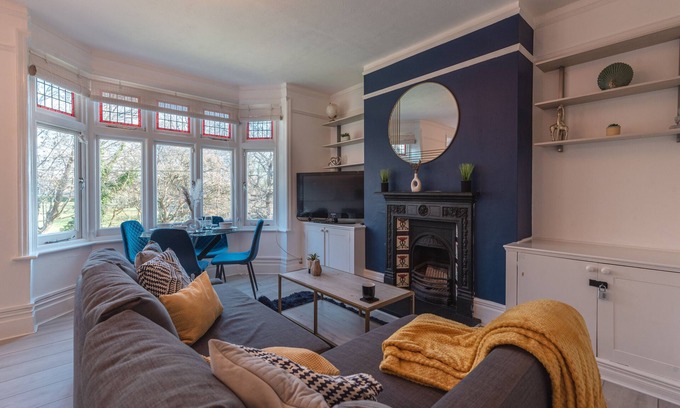 Royal Tunbridge Wells Apartment | Calverley Place -Long Stay Offer