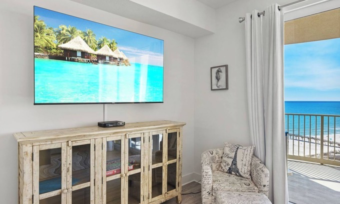 Panama City Beach Condo | Calypso Penthouse Unit, 1 BR 2 Bath w/Bunk. Calypso 3-2308