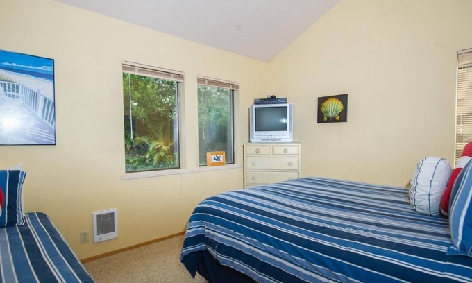 Roads End House | Calypso