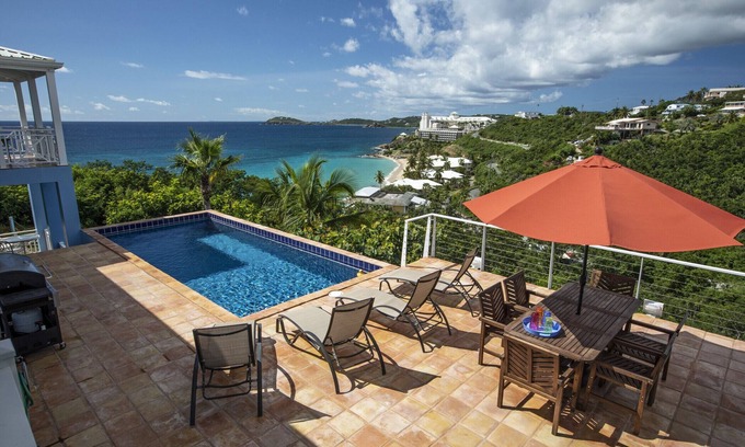 Estate Frenchman Bay Villa | CalypsoBlu - Beautiful views of Morningstar Beach and the cruise ships entering and leaving port!