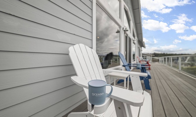 Camano Island House | Camano - Sunset/Orcas/WaterView/PingPong/Grill/Movies/Games/Spacious/Retreat/Fun