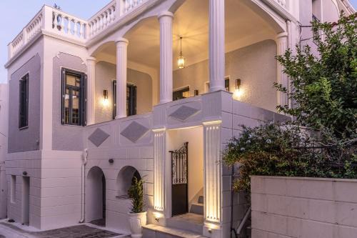 Paleopolis Hotel | CAMARA SUITES