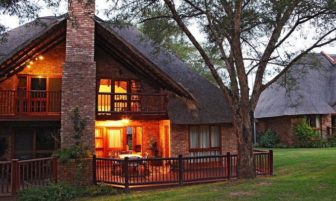 Hazyview House | Cambalala - Unit 1 - Luxury Self Catering Vacation Rental in Kruger Park Lodge