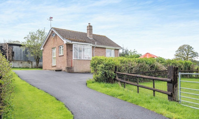 Builth Wells Cottage | Cambrian Mountain View